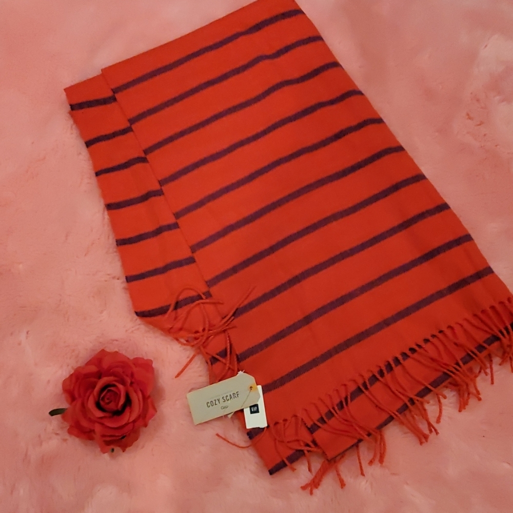 GAP Cozy Scarf